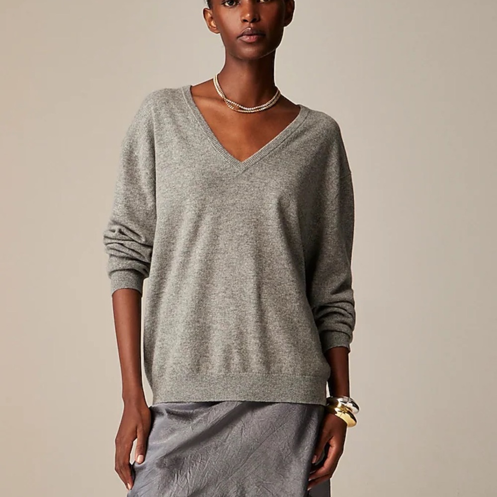 NWT Cashmere Gray Women’s Sweater
